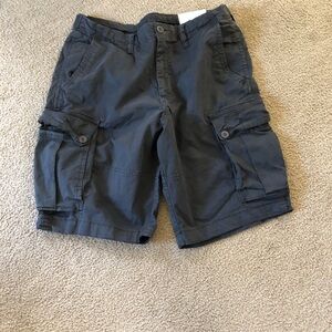 Men’s cargo shorts. American Eagle. NWT.